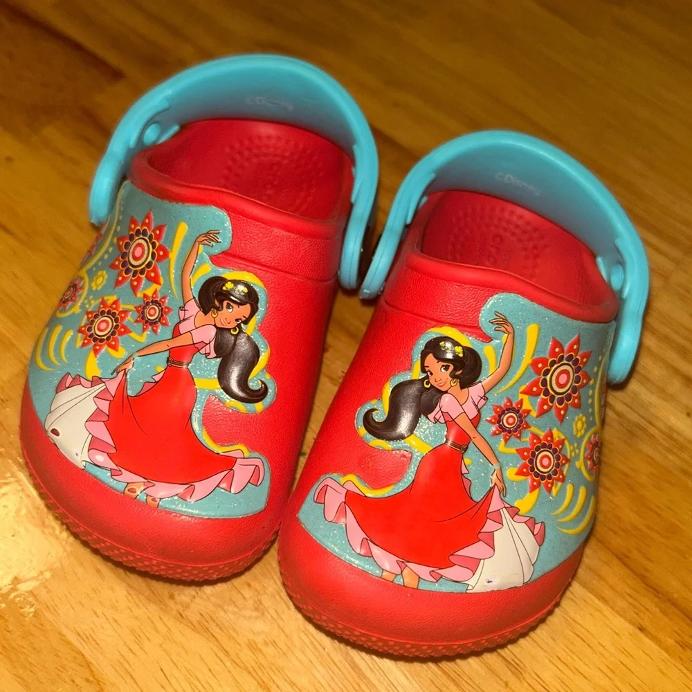 Disney Elena Avalor Crocs Size 5 ❤️ - Picture 2 of 9